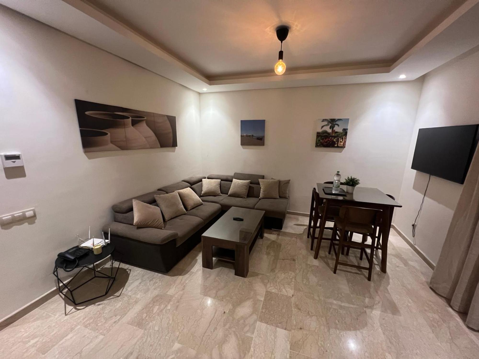 Taj Nouaceur Aeroport Mohammed V Apartment ภายนอก รูปภาพ